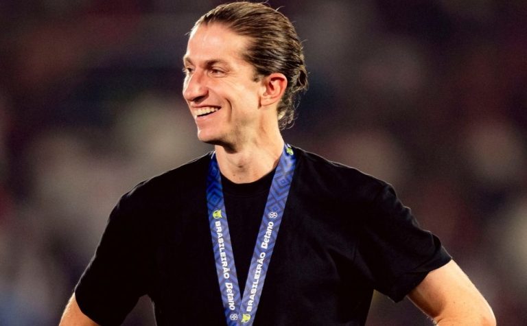 Filipe Luís não descarta ter Pedro se Flamengo chegar à final do Intercontinental