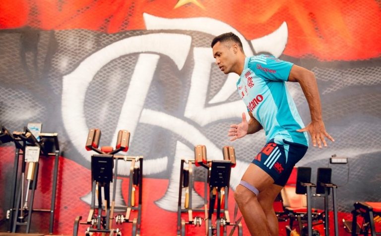Flamengo define data de reapresentação para pré-temporada no Ninho
