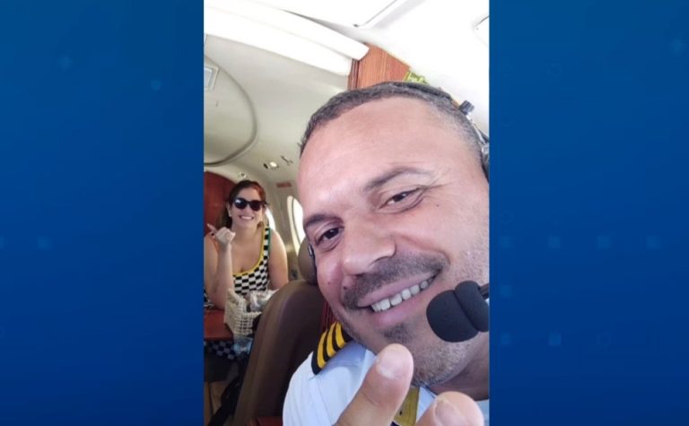 Foto de Marília Mendonça ao lado de copiloto de avião antes da queda viraliza