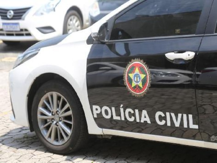 Homem é preso no RJ após confessar ter assassinado esposa e concretado corpo