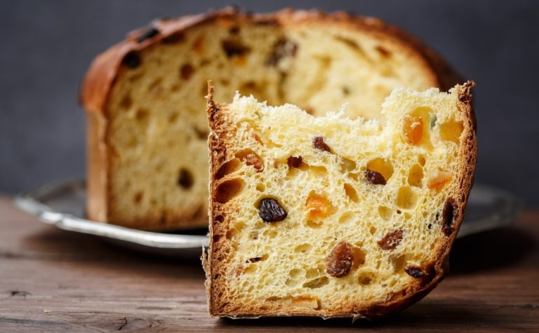 Homem morre engasgado após comer um panetone durante ceia de Natal