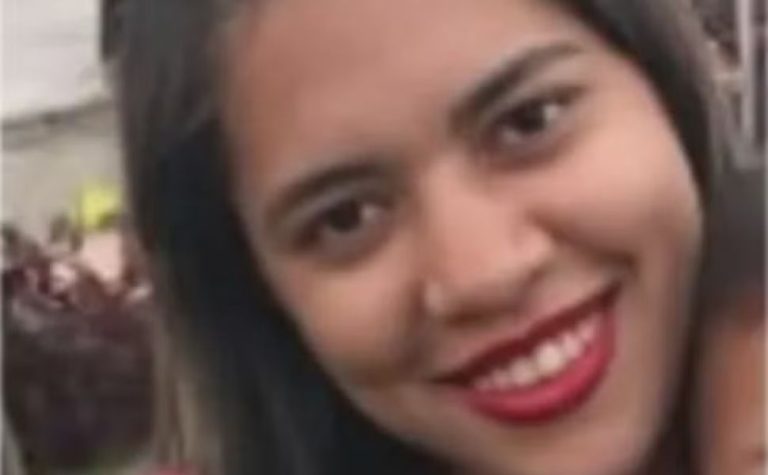 Jovem é morta a tiros enquanto dormia ao lados dos filhos; ex é principal suspeito