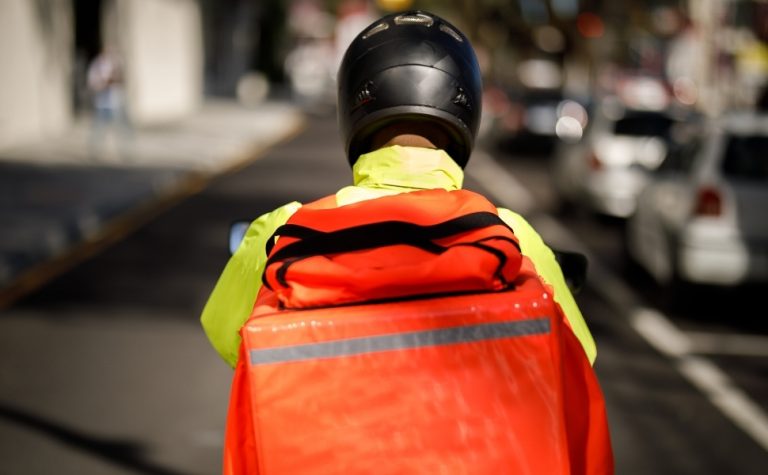 Justiça decide que bancos são responsáveis por perdas em golpes do motoboy
