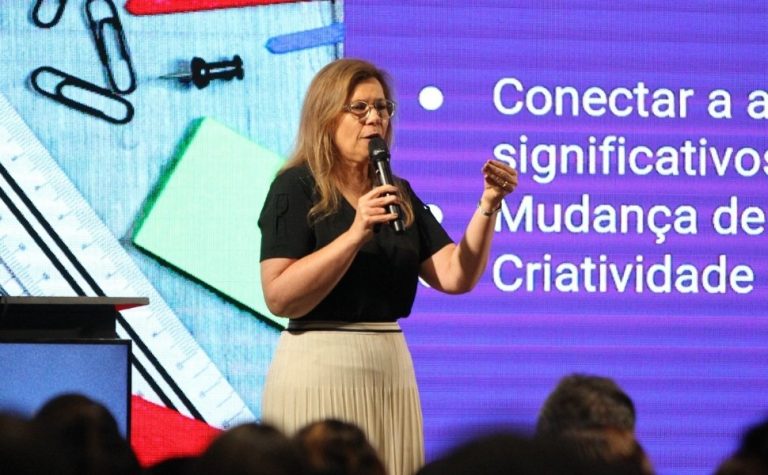 Lilian Bacich: “Há maneiras de desenvolver habilidades dos estudantes”
