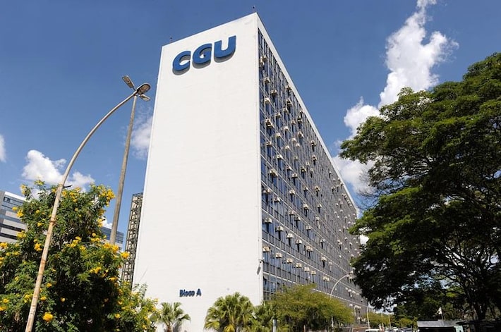 Lula manda abrir processo de expulsão de servidor da CGU que agrediu mulher e criança no DF