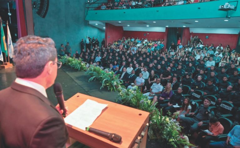 Mais guardas para organizar o trânsito e combater crimes em Vitória