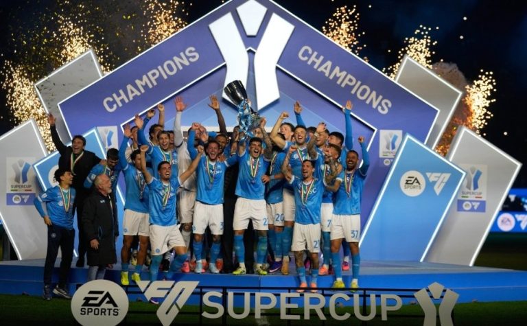 Napoli ganha pela 3ª vez a Supercopa da Itália com 2 gols de David Neres