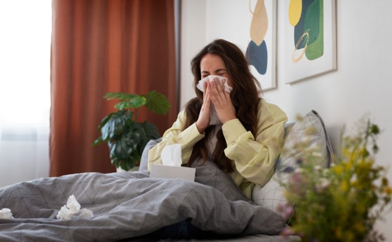 Nova variante de gripe chega ao País e preocupa especialistas