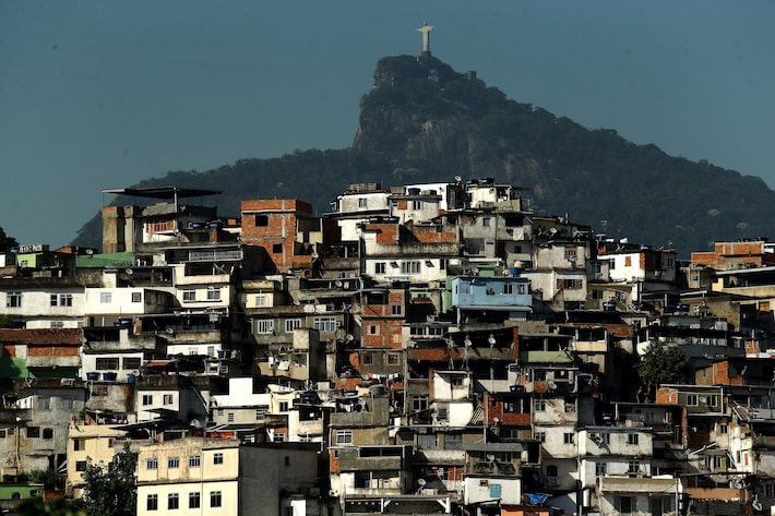 O que é o ‘efeito balão’, que fez o Comando Vermelho expandir domínio de território no Rio
