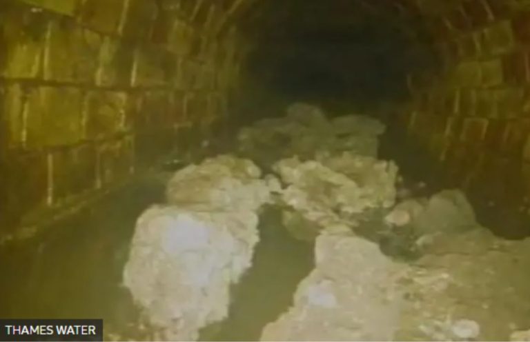 O que é o ‘iceberg de gordura’ de 100 toneladas achado no esgoto de Londres