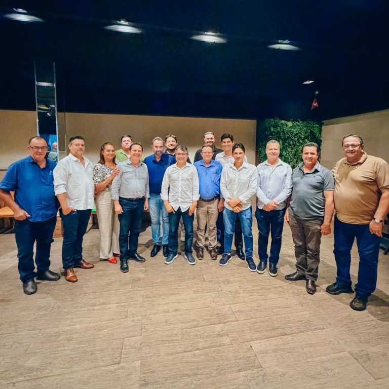 Prefeitos e vices desembarcam do ninho tucano