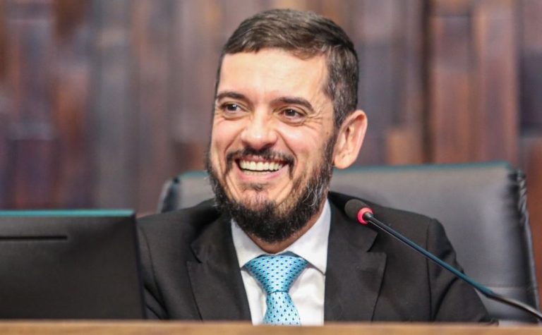 Presidente da Alerj, Rodrigo Bacellar (União), é preso no RJ
