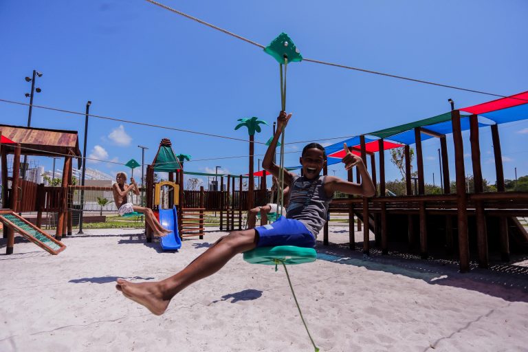 Recife inaugura primeira etapa do Parque Governador Eduardo Campos, no Pina