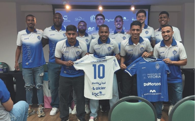Reforços do Vitória acirram briga por vaga no time titular