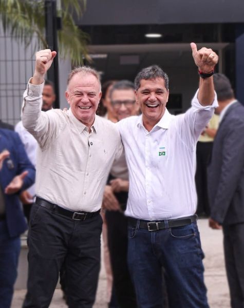 Ricardo de vez com o bloco na rua