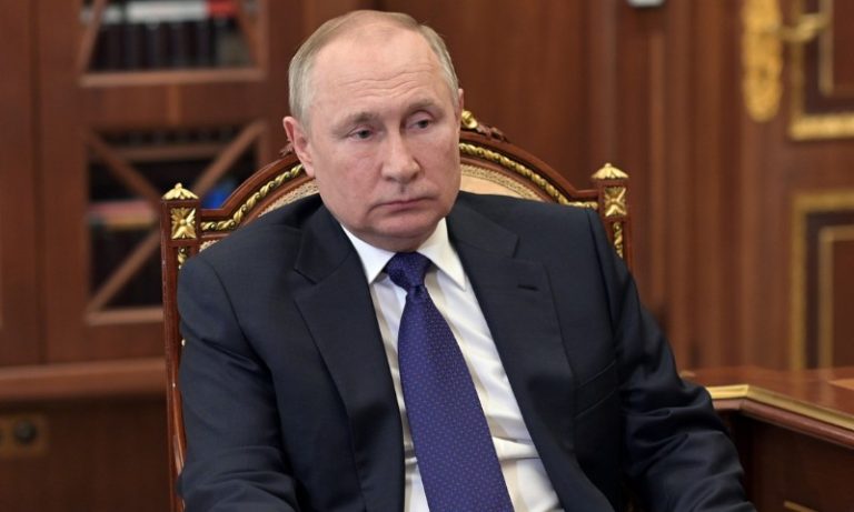 Rússia acusa Ucrânia de lançar drones contra residência oficial de Putin