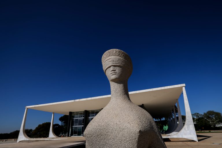 Ministros do STF aceitam redução de penas sob condição de análise caso a caso