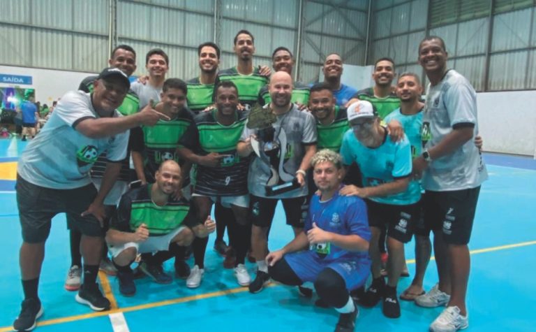 Santanense confirma hegemonia no futsal capixaba
