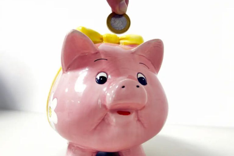 Saques na poupança superam depósitos em R$ 2,85 bilhões em novembro