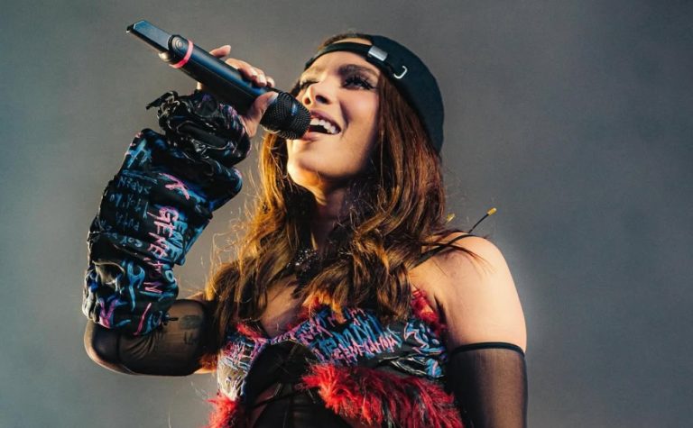 Tecnomelody e piseiro com Anitta