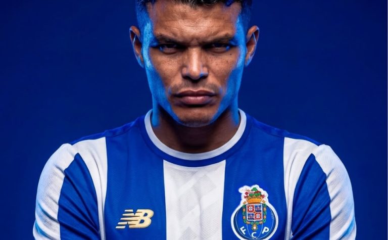 Thiago Silva é anunciado como novo reforço do Porto