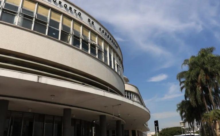 Ventania faz Congonhas cancelar 87 decolagens e 80 pousos