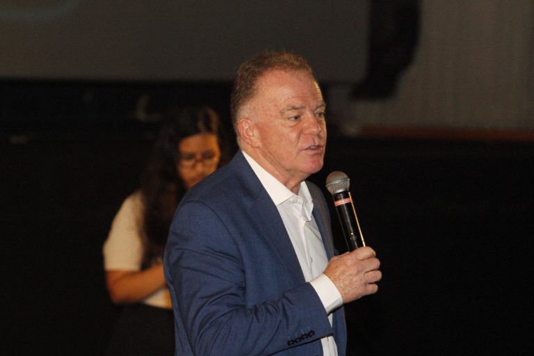 Casagrande convoca coletiva e deve anunciar apoio a Ricardo