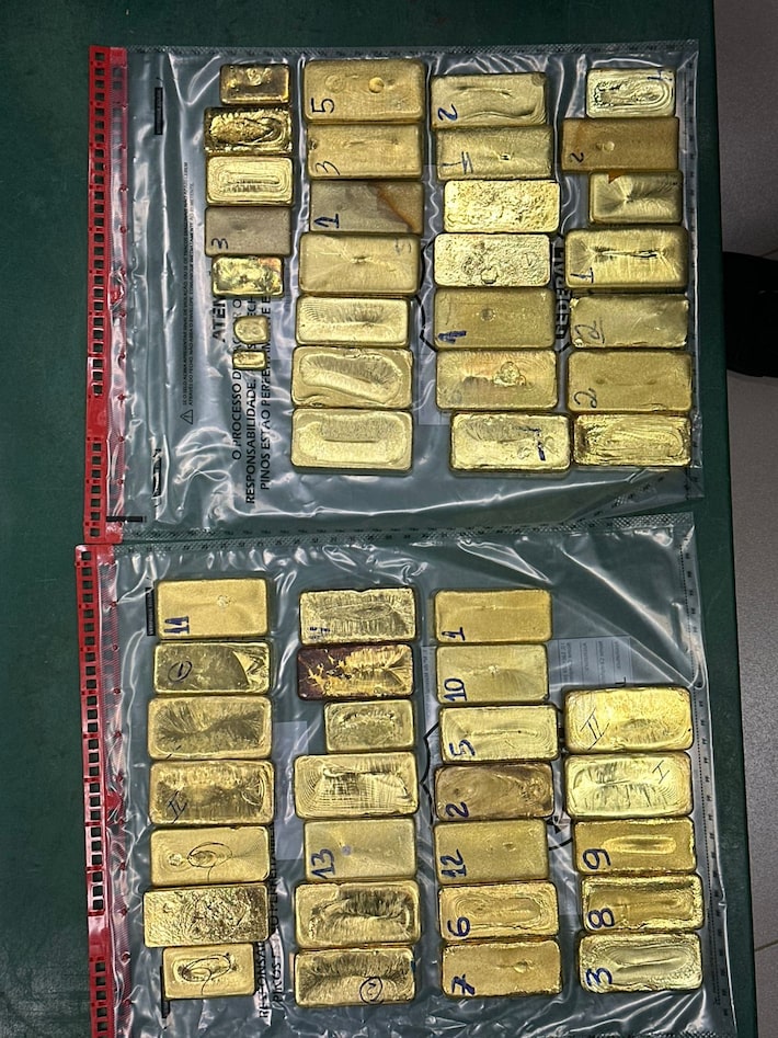 Vídeo: Polícia Federal apreende 51kg de ouro em avião privado em Boa Vista