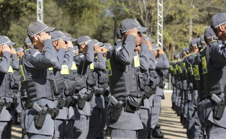 1.341 policiais militares e bombeiros do Espírito Santo vão ser promovidos