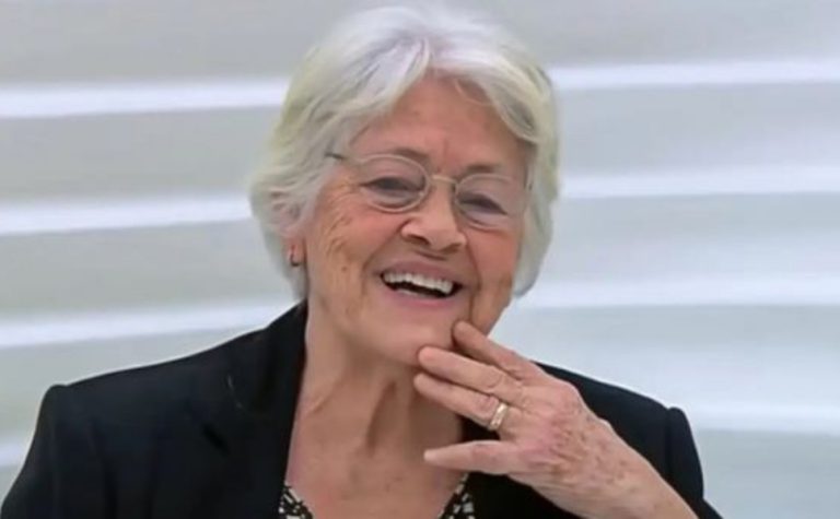 Adélia Prado sofre queda, passa por cirurgias e está hospitalizada em Minas