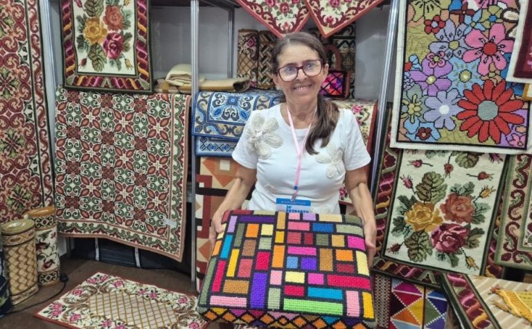 Artesanato de todo o País é destaque em Guarapari