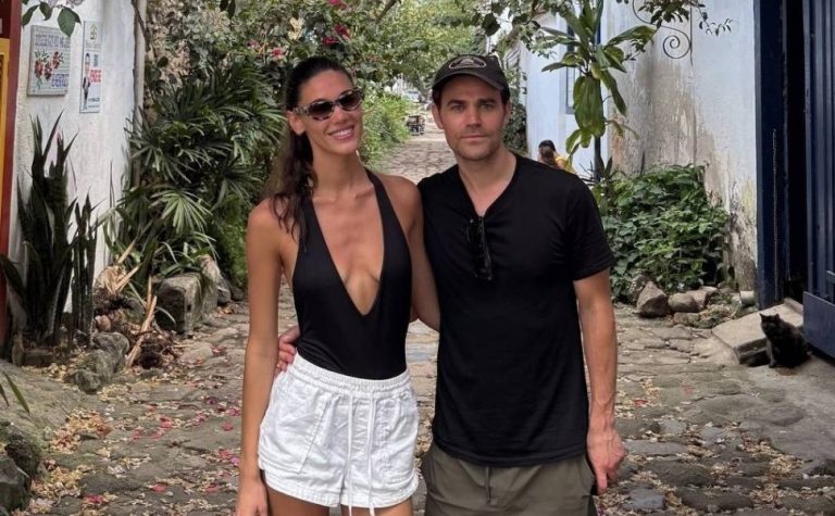 Ator de ‘The Vampire Diaries’ passa férias no Brasil ao lado da noiva