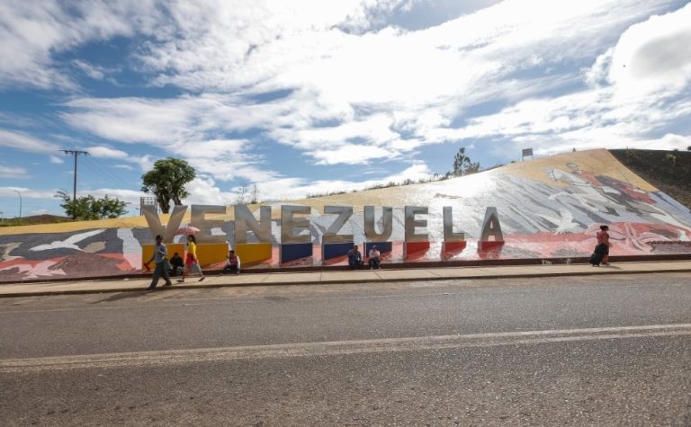 Brasil diz que intervenção na Venezuela abre precedente perigoso