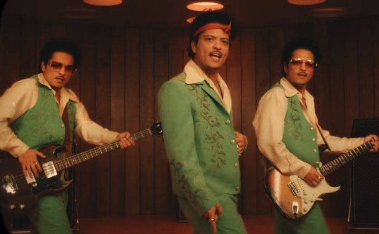 Bruno Mars lança primeiro single de seu novo álbum, ‘The Romantic’