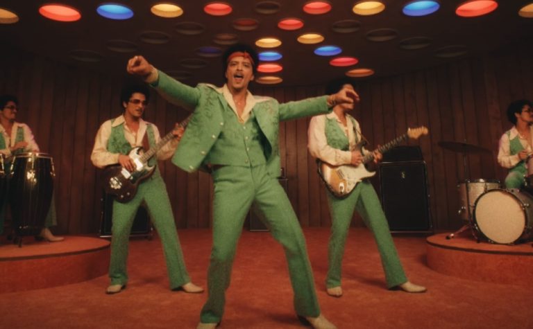 Bruno Mars se apresentará na cerimônia do Grammy 2026; veja os confirmados
