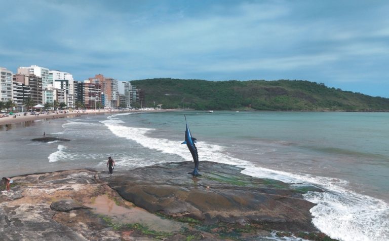 Cidade Saúde: diversão em mais de 50 praias de Guarapari