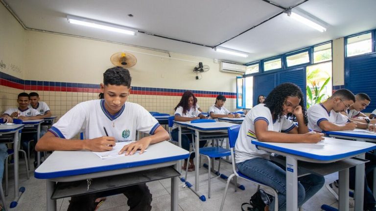 Começa processo de efetivação de matrículas para as escolas públicas estaduais