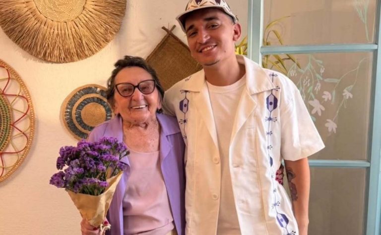 ‘Coração do bem’: Tânia Maria conhece João Gomes e posta foto com o cantor