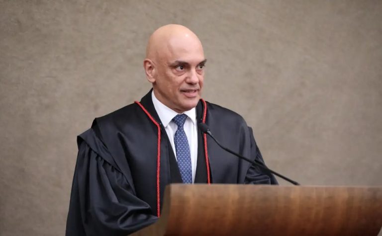 De ofício, Moraes abre inquérito sobre vazamento de dados de ministros