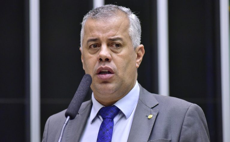 “Definição passará por Brasília”, diz Evair