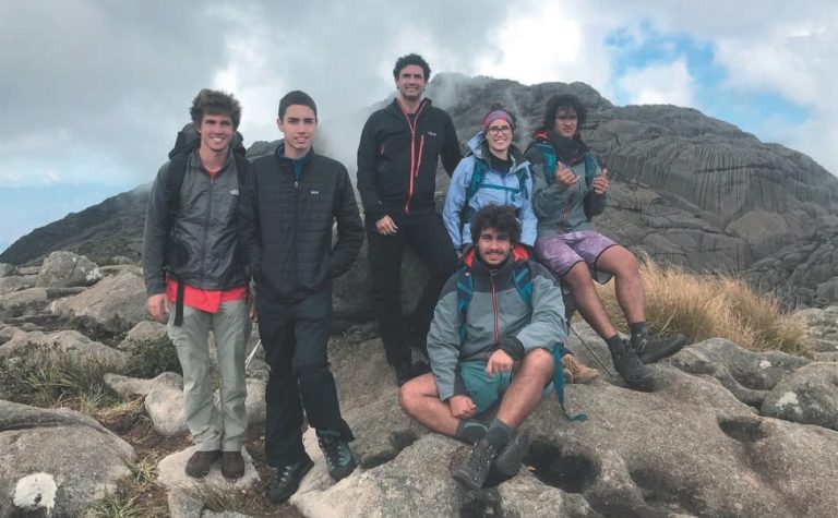 Diversão nas montanhas mais altas do Brasil