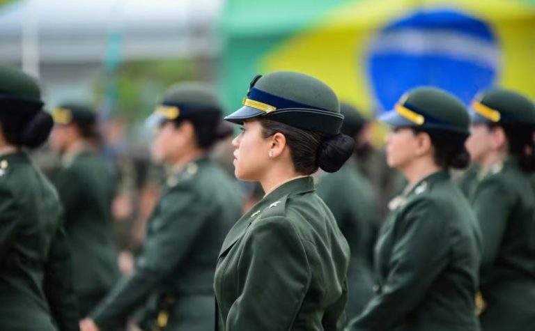Exército abre vagas para alistamento feminino no Espírito Santo