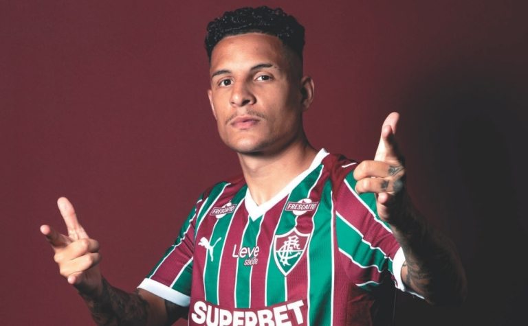 Fluminense anuncia Guilherme Arana como nova contratação