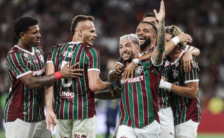 Fluminense vence o Grêmio e estreia com moral no Brasileirão