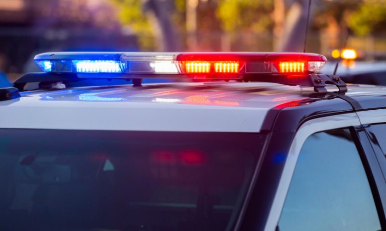 Mulher é presa após esfaquear marido durante briga em Vitória