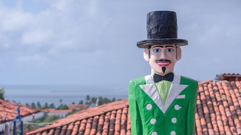 Herança das ladeiras: veja quem são os candidatos ao Carnaval de Olinda e vote