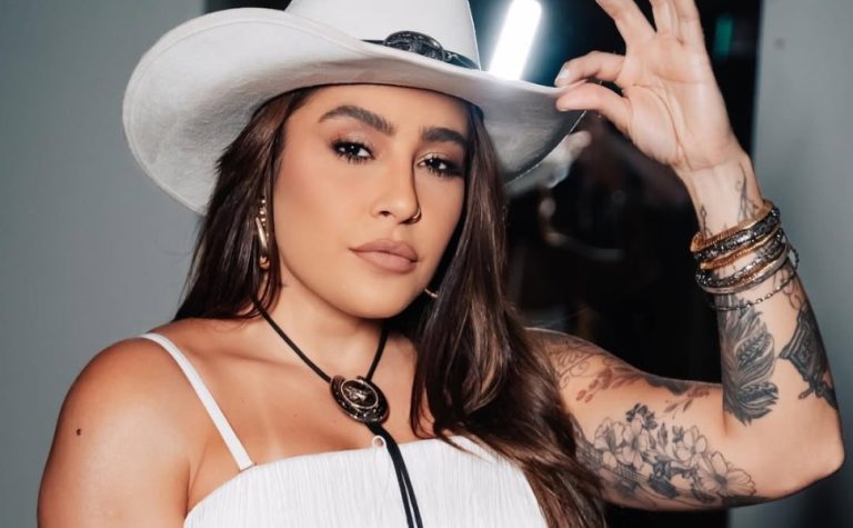 Lauana Prado anuncia gravidez em show e celebra maternidade