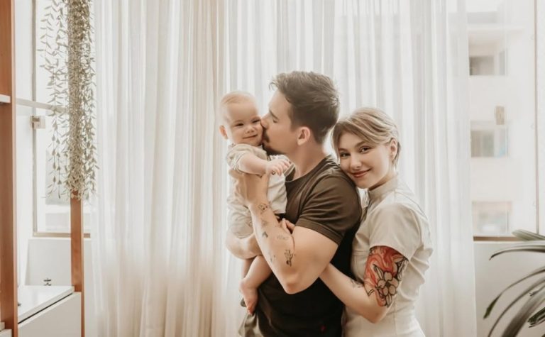 Lucas Borba, viúvo de Isabel Veloso, publica carta ao filho: ‘Não será fácil’