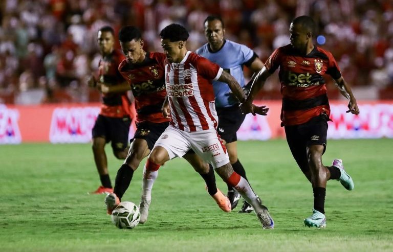 Náutico goleia o sub-20 do Sport e reassume a liderança do Pernambucano
