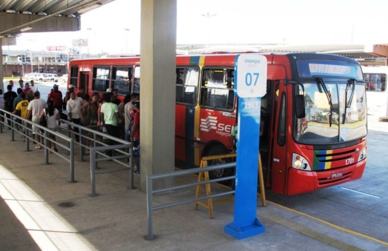 Passagem de ônibus vai aumentar e afetar 1,8 milhão de pessoas no Grande Recife